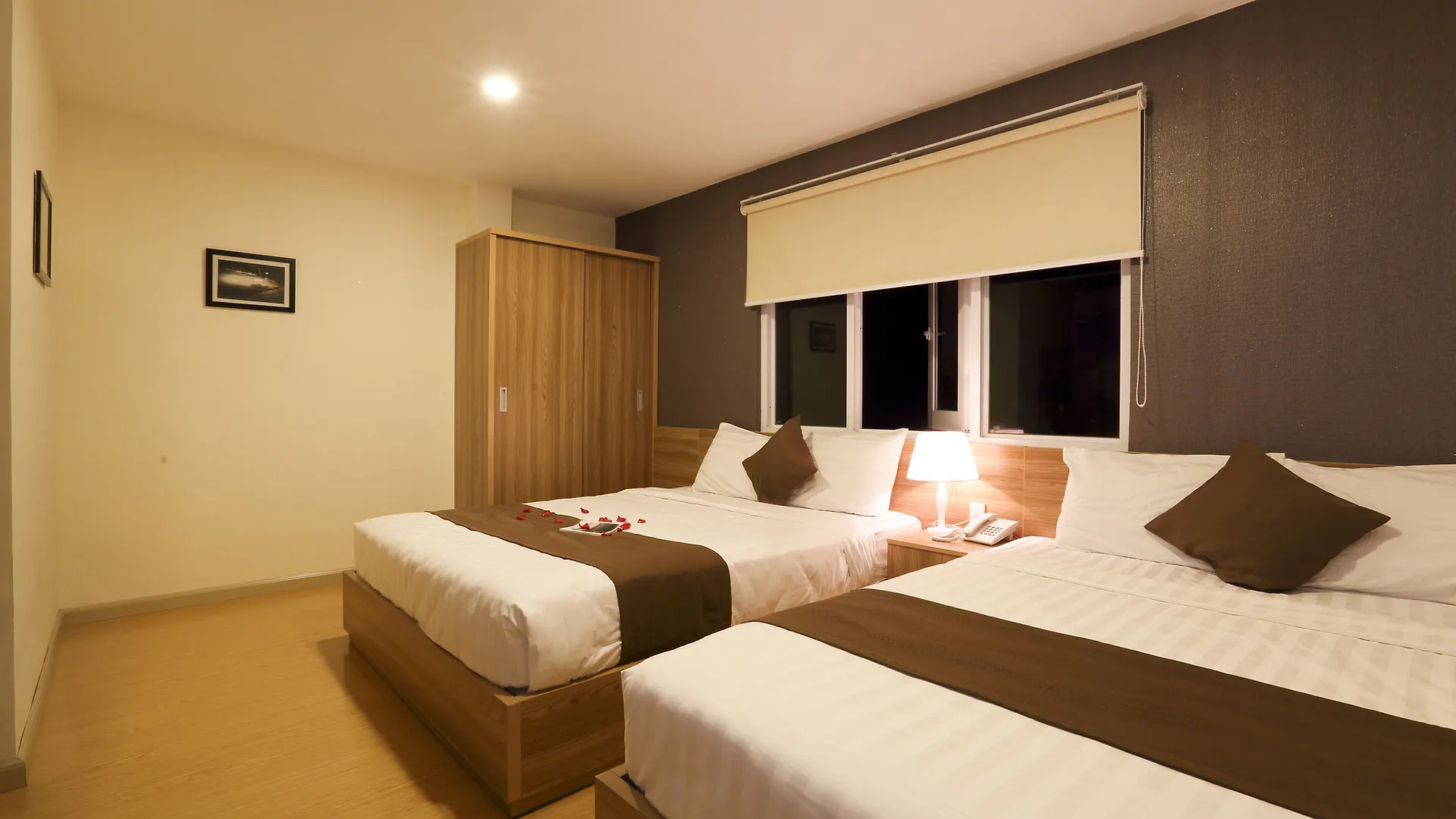**  Thu Hien Hotel 芽庄 越南